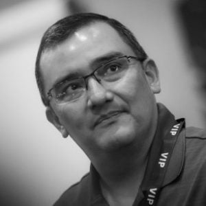 Profile photo of Luis Flores