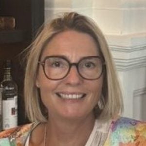 Profile photo of Mandy Cooper